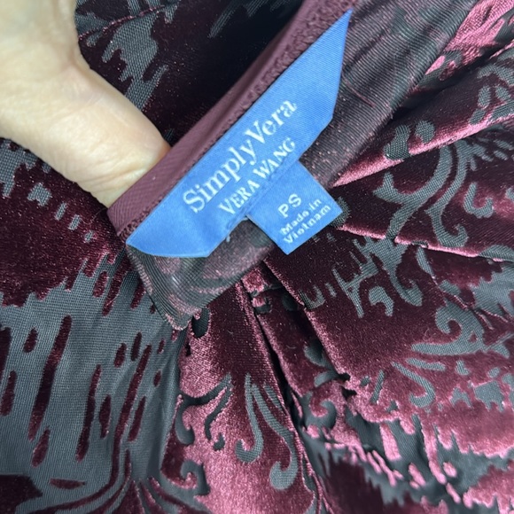 Simply Vera PS S Semi sheer, maroon burgundy, cranberry velvet long sleeve shirt - Picture 5 of 9